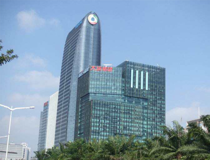 廣東省副省長陳良賢調研大族激光等深圳科技企業及質量檢驗檢測機構