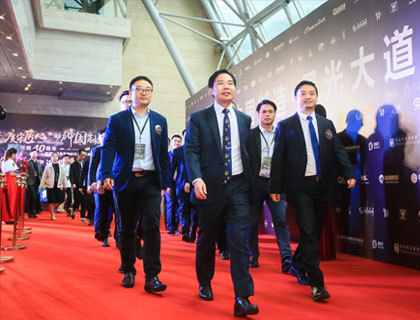 大族激光陳焱總經理榮膺改革開放40周年深圳機械行業“領軍人物”